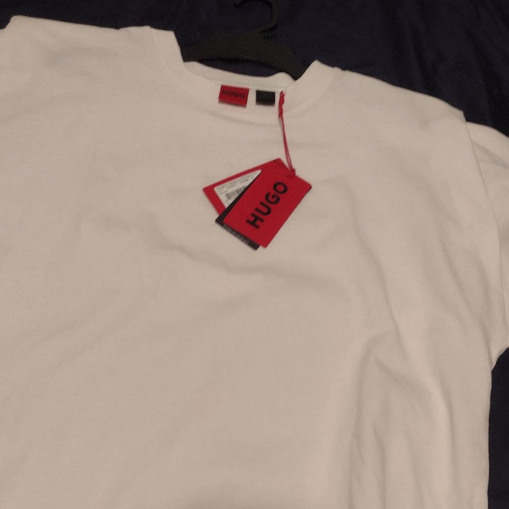 HUGO T-SHIRT